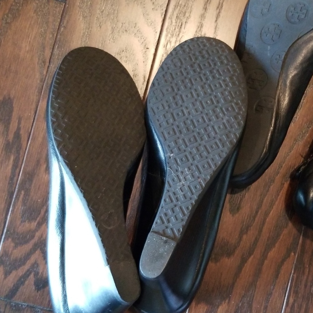 TORY BURCH WEDGES/FLATS 2 PAIR! - Picture 8 of 8